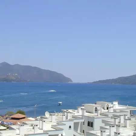 Apart Otel Avos 2*